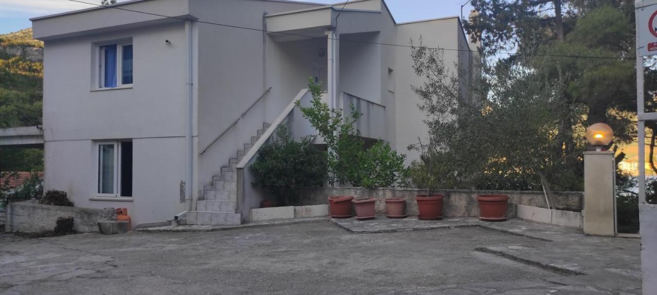 Apartman Bebic Klek Bagian luar foto